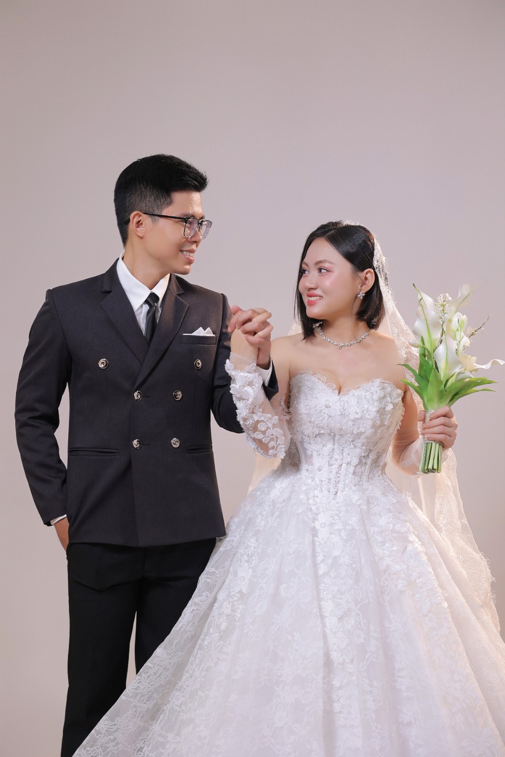 Ảnh cưới lãng mạn của Nhật và Linh